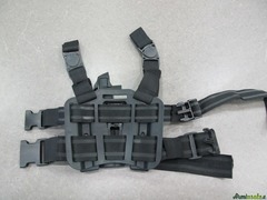 FONDINA COSCIALE CON PORTACARICATORI PER SERIE 1911 RIF AC61