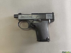 1/667 - Webley and Scott SEMIAUTOMATICA CAL.6,35