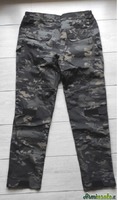pantaloni multicam black