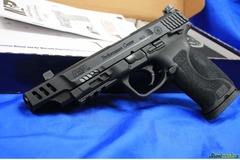Smith & Wesson