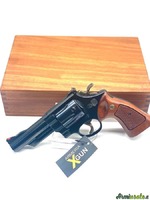 Smith & Wesson