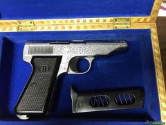 Bernardelli  Bernardelli incisa   .32 ACP  |  7.65x17mm Browning SR