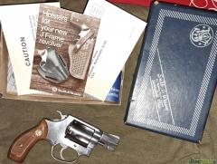 Pistola S&W 60-1 cal. 38spl con scatola e documenti