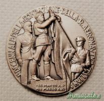 Medaglia grosso modulo in Argento con scatola e foto Mussolini aviatore I' Decennale R. Aeronautica