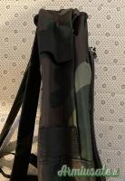Zainetto mimetico con tasche laterali