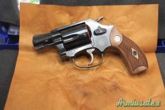 Smith & Wesson