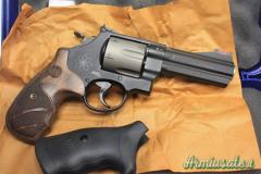 SMITH WESSON 329 PD