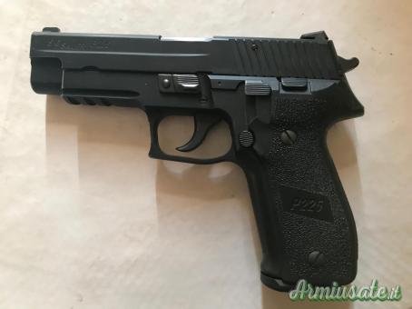 SIG-Sauer P226 SL .40 Smith & Wesson | Auto  |  10 x 21 mm
