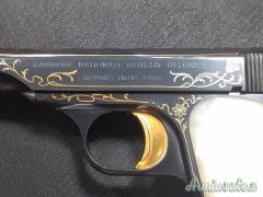 Pistola Browning fn 10/22 cal 7.65 br grado 5 incisioni con riporti in oro condizioni perfette