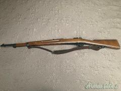 CARABINA AD OTTURATORE GIREVOLE MARCA HUSQVARNA MODELLO CARL GUSTAFS M 38