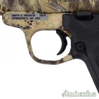 Smith & Wesson Pistola SW22 Victory Kryptek Highlander 5.5
