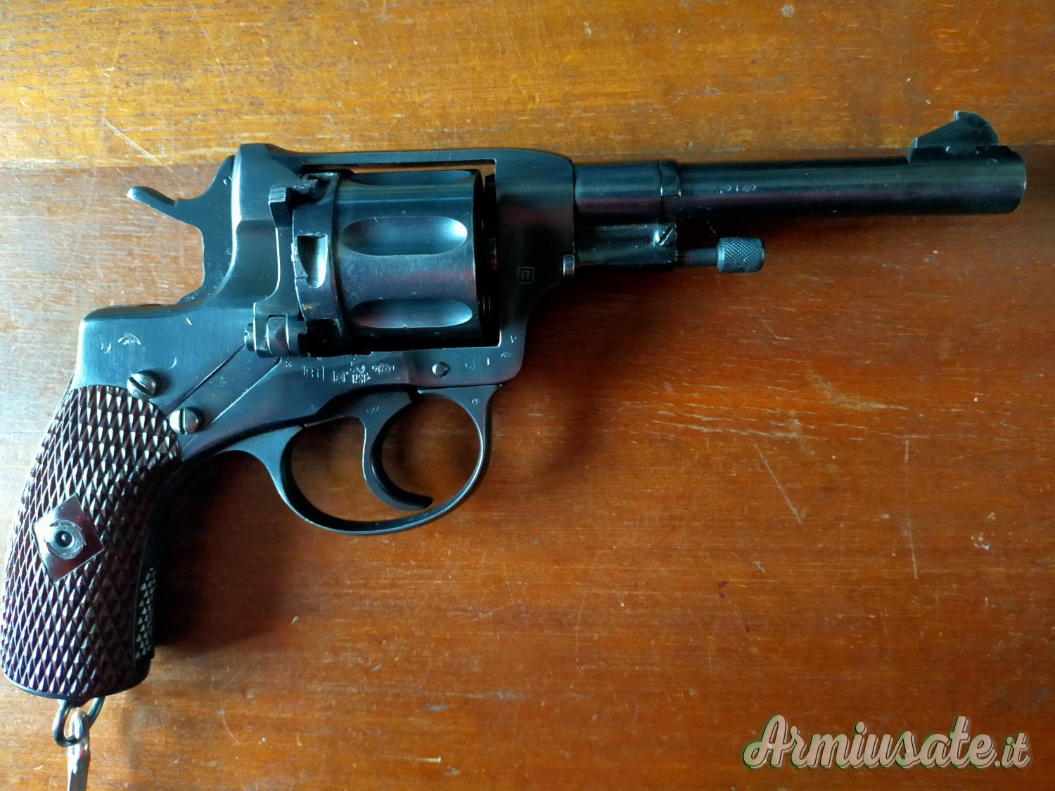 REVOLVER NAGANT 1895 CAL. 7,62X38 NAGANT REVOLVER NAGANT 1895 CAL. 7,62X38 NAGANT