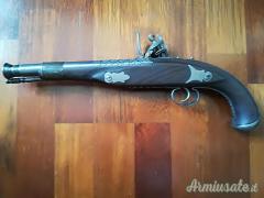 PISTOLA MONOCOLPO AD AVANCARICA A PIETRA FOCAIA MONTENEGRINA CAL.13