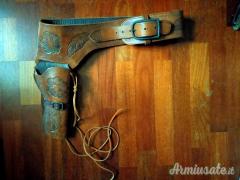 CINTURONE WESTERN IN CUOIO PER REVOLVER CAL. 22 LR