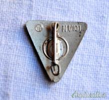 Distintivo tedesco nazista della “N.S.-Frauenschaft” (lega delle donne) tipo “3” (GERMANIA WW2)