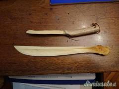 Tagliacarte tradizionali in osso (Lapponia)