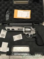 Smith & Wesson