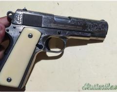Colt Commander cal. 7,65 Parabellum  riccamente incisa