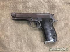 Pistola Beretta 952 cal 7.65 para 30 luger condizioni ottime  per info contattaci