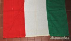 Bandiera italiana con 