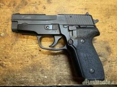 SIG-Sauer P228 9x21mm IMI