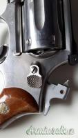 Smith & Wesson