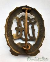 Distintivo tedesco per meriti sportivi di 3^ classe modello “PRE-1935” - bronzo (GERMANIA WW2)