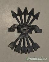 Rarissima placca per uniforme Gerarchi Truppe Nazionaliste di Franco (GUERRA DI SPAGNA 1936-1939)
