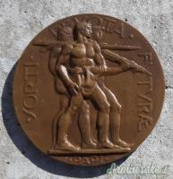 Medaglia fascista “SORTI DEVOTA FUTURAE” dell’O.N.B. - 1928 (REGNO D’ITALIA)