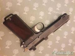 Colt commander,  steyr hann, revolver nagant
