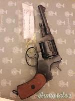 Colt commander,  steyr hann, revolver nagant