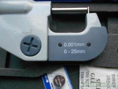 Micrometro digitale