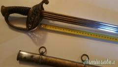 Spada da ufficiale di cavalleria antica Spada da ufficiale di cavalleria antica