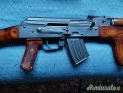 Akm arsenali rumeni ( Pistol Mitralieră modello 1963/1965 ) PM md. 63 ( Nuova Jager)