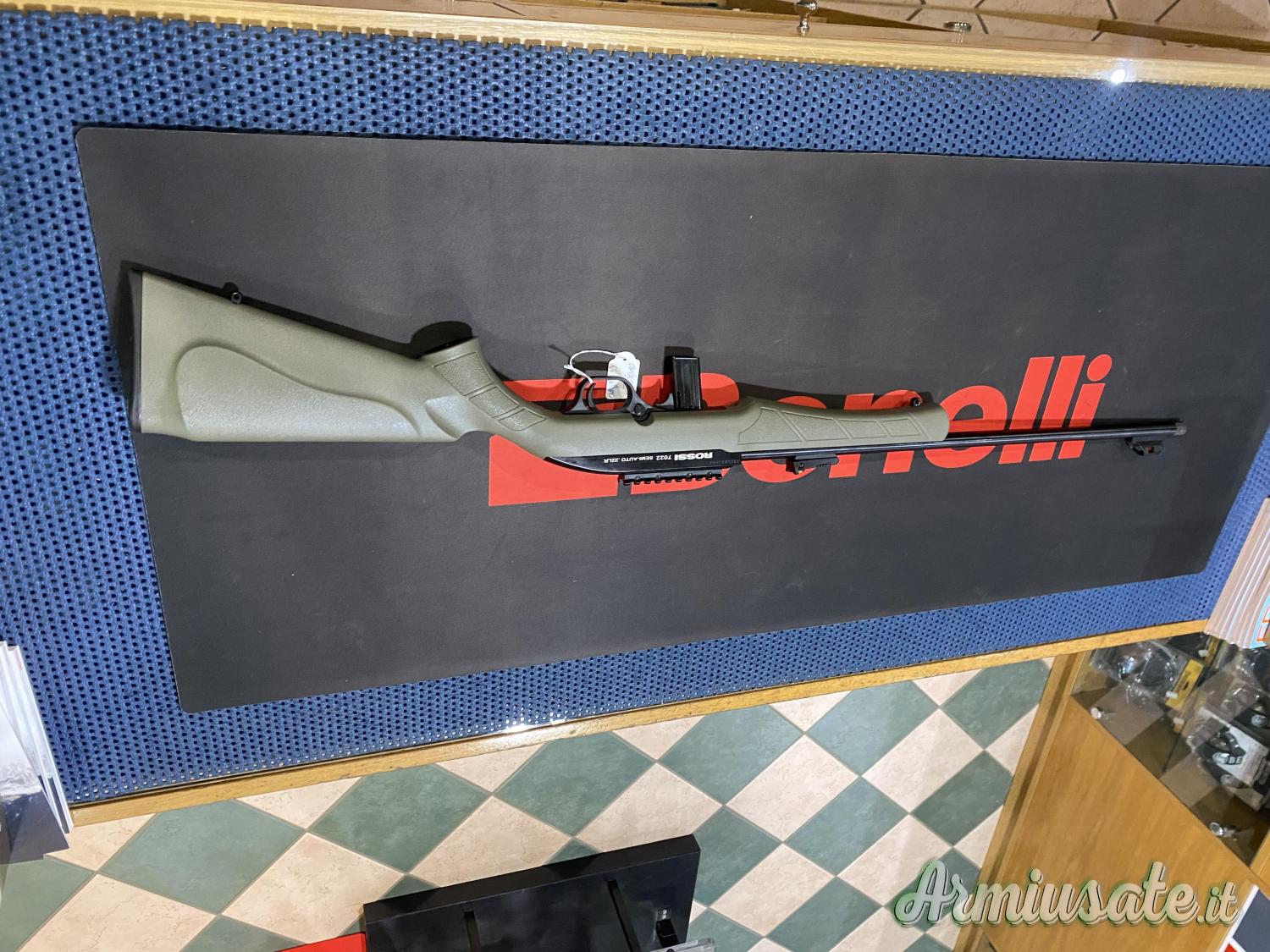 Rossi MOD. 7022 GREEN OLIVE CAL.22 Long Rifle (NUOVA) (VEDI LA DESCRIZIONE) Rossi MOD. 7022 GREEN OLIVE CAL.22 Long Rifle (NUOVA) (VEDI LA DESCRIZIONE)