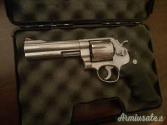 Smith & Wesson