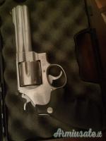 Smith & Wesson