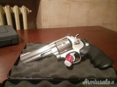 Smith & Wesson