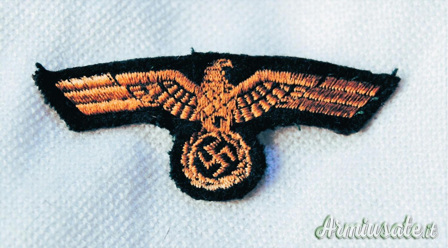 Fregio “aquila da petto” nazista modello “precoce” primi anni ‘30 per uniforme Generale HEER Fregio “aquila da petto” nazista modello “precoce” primi anni ‘30 per uniforme Generale HEER