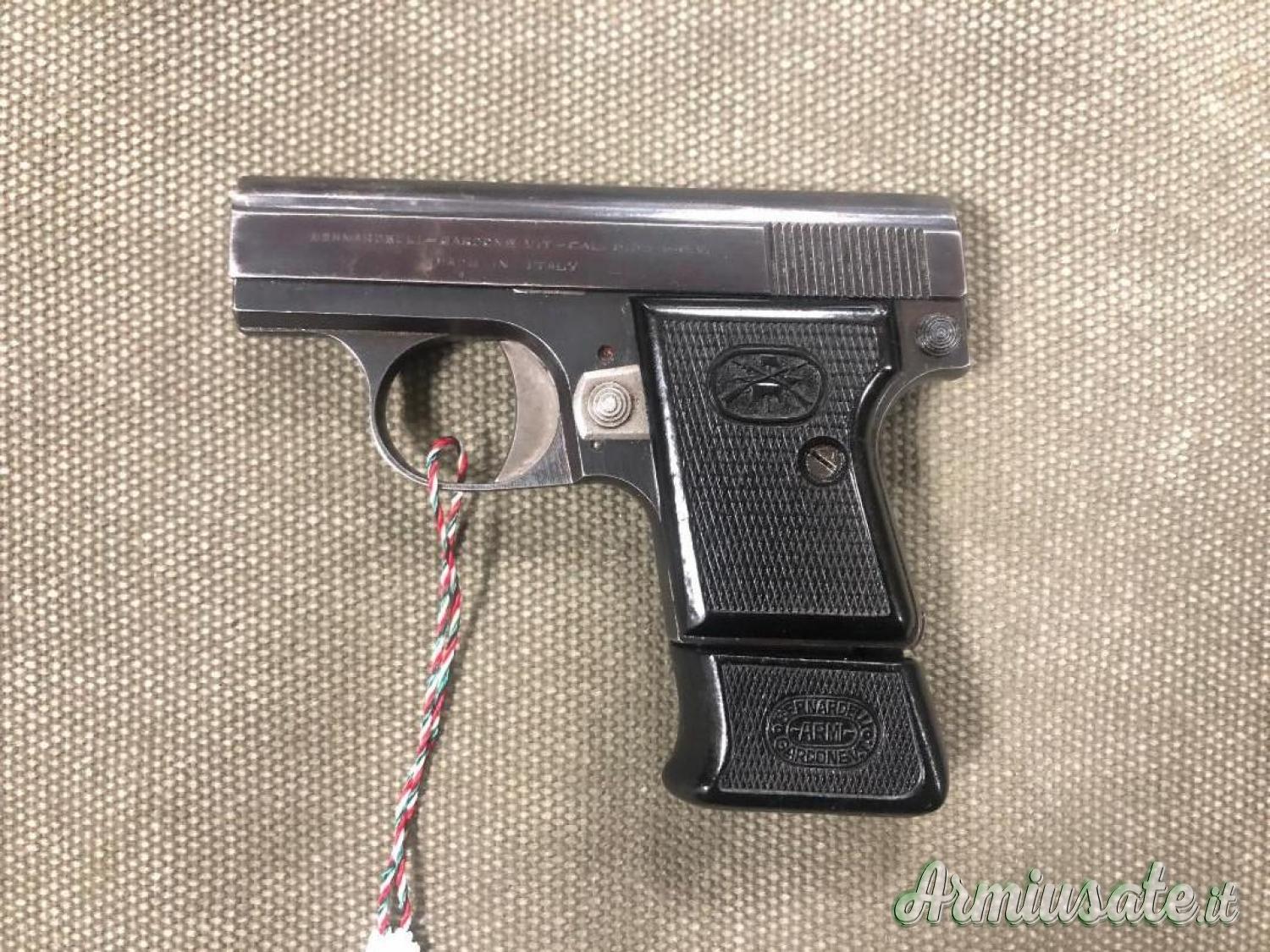 Pistola Bernardelli cal 6.35 25 acp ottime condizioni Pistola Bernardelli cal 6.35 25 acp ottime condizioni