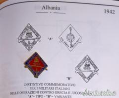Distintivo fascista ai militari italiani impiegati sul fronte 