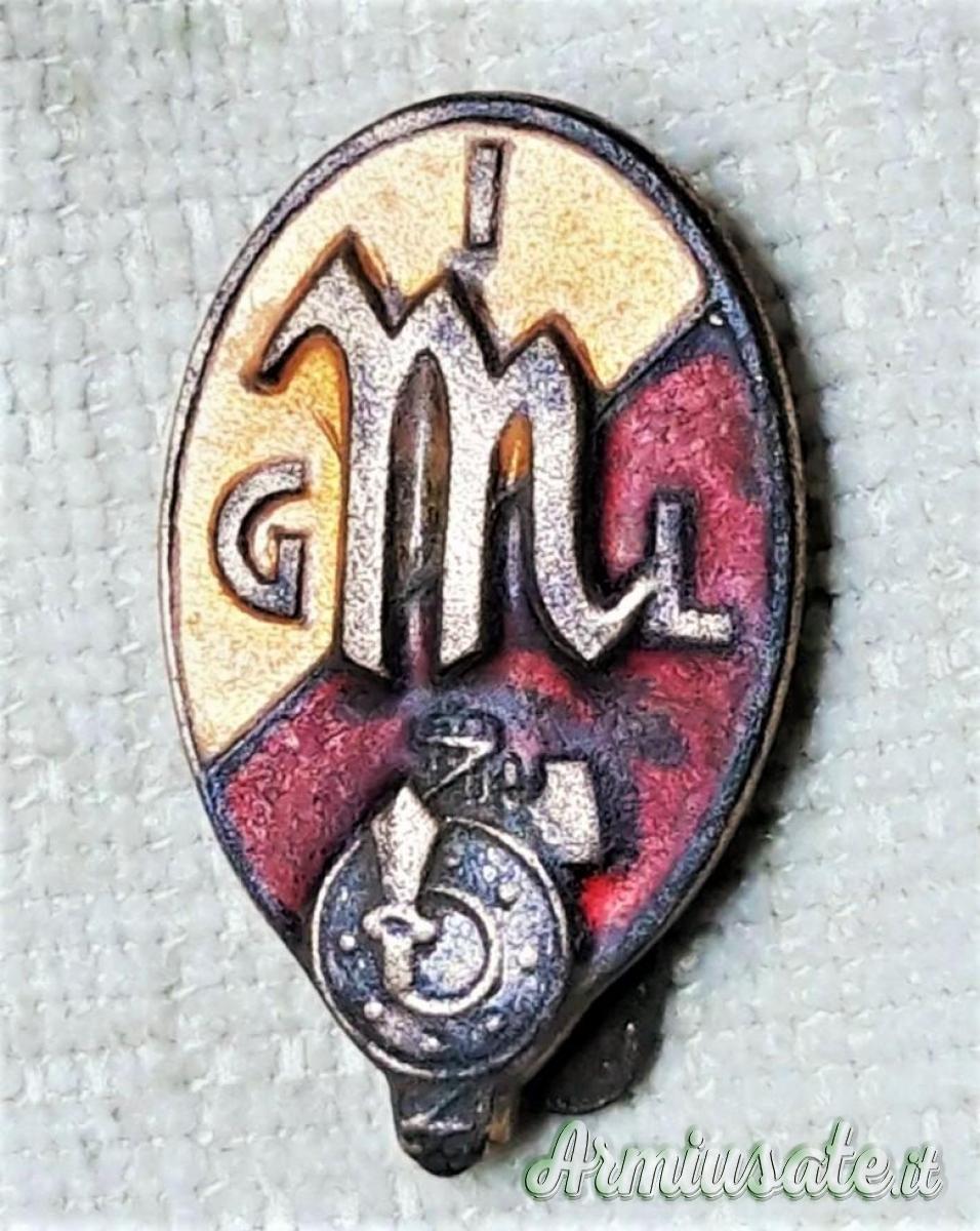 Distintivo d'epoca fascista per appartenenti alla G.I.L. - marcato “S.A.F.” (REGNO D'ITALIA) Distintivo d'epoca fascista per appartenenti alla G.I.L. - marcato “S.A.F.” (REGNO D'ITALIA)