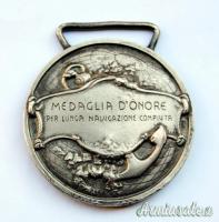 Medaglia fascista D’ONORE PER LUNGA NAVIGAZIONE COMPIUTA – Argento “800” (REGNO D’ITALIA)