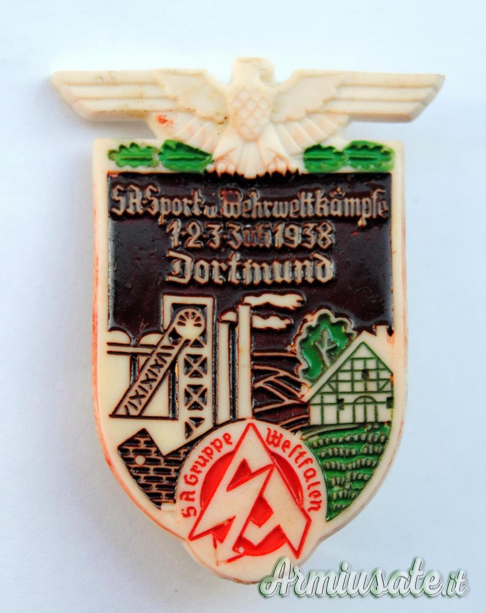 Distintivo tedesco nazista dato agli SA per “Wehrwettkampfe” – Dortmund 1938 (GERMANIA WW2) Distintivo tedesco nazista dato agli SA per “Wehrwettkampfe” – Dortmund 1938 (GERMANIA WW2)