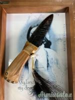 Coltello commemorativo “Cavallo Pazzo” in ossidiana