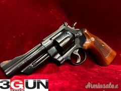 Smith & Wesson 27-4 .357 Magnum