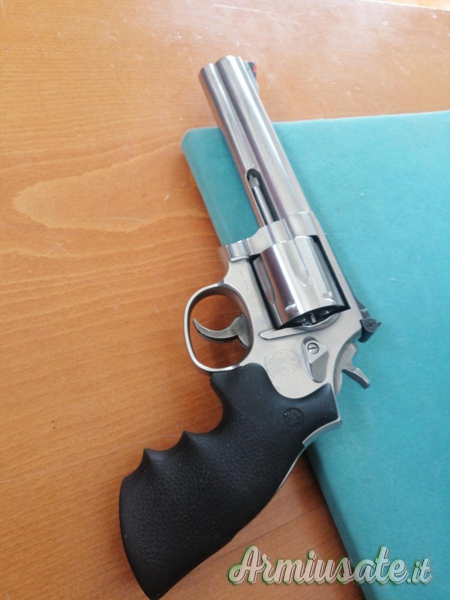 Smith & Wesson 686 .357 Magnum | 9x31mmR | .353 Casull Smith & Wesson 686 .357 Magnum | 9x31mmR | .353 Casull