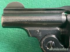 Smith & Wesson
