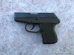 Pistola Kel tec modello p3at cal 9x17 380 acp con valigetta e dotazione ottime condizioni