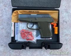 Pistola Kel tec modello p3at cal 9x17 380 acp con valigetta e dotazione ottime condizioni